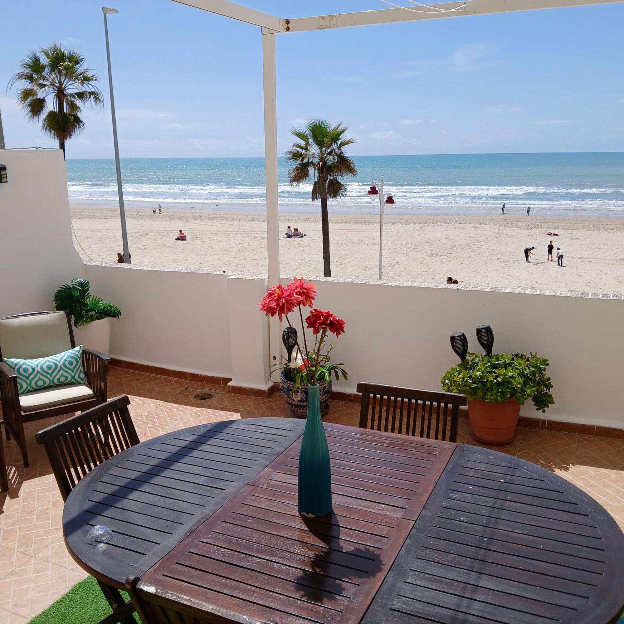 Amazing Frontal Beach Apartment #Traveller'S Awards2023 Cadiz Exterior photo